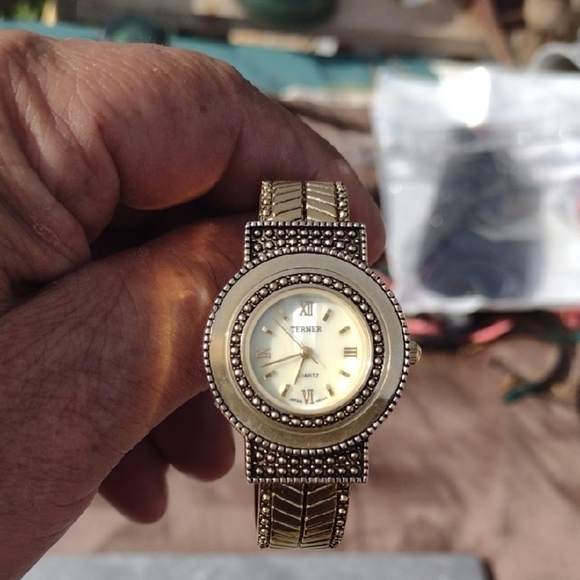 Gold TERNER Watch with Beaded Design NWOT - Picture 1 of 2